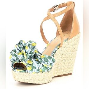 Gianni Bini Sharmae Pom Lemon Espadrille Wedge, Blue Stripes, Size 9